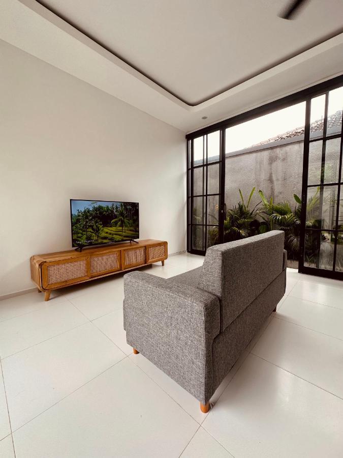 Emma'S Villa เซมินยัค ภายนอก รูปภาพ
