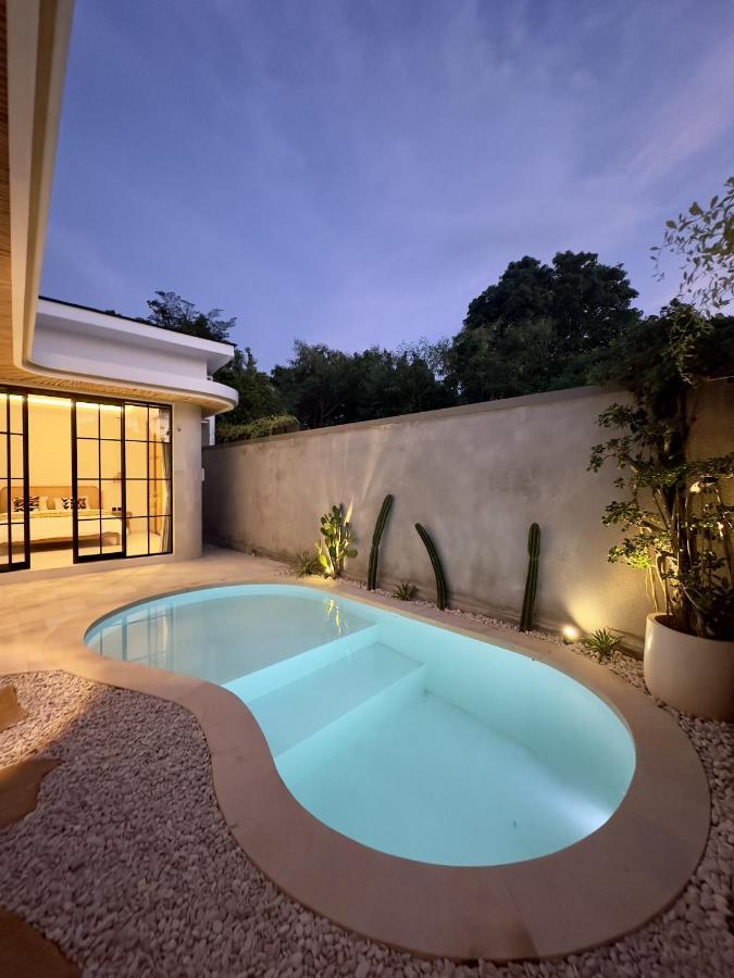 Emma'S Villa เซมินยัค ภายนอก รูปภาพ